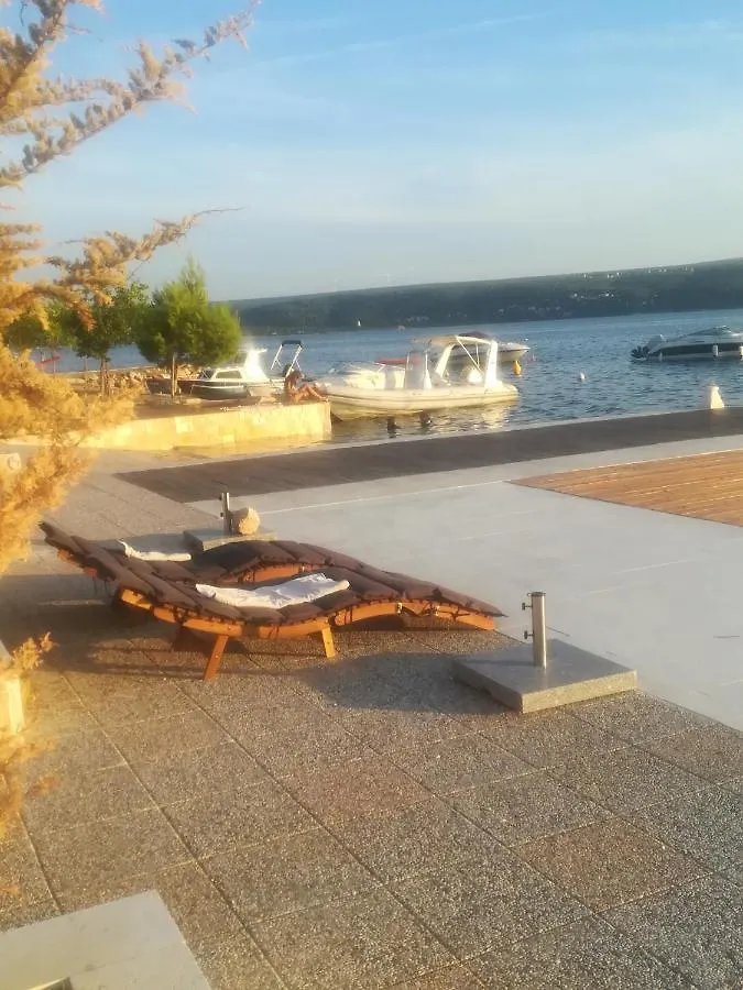 Apartman Aria & Amadea Gornji Karin 0*,  Croatia